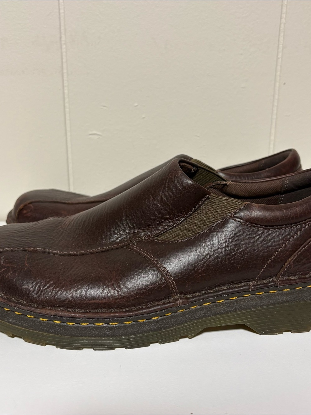 Dr. Martens Tevin Dark Brown Leather Slip On Mens 8 Wom 9 Loafers AW004 KV 02 U